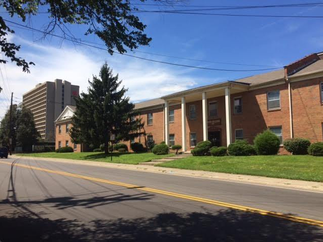 1939 Goldsmith Ln, Louisville, KY for rent - Building Photo - Image 1 of 13