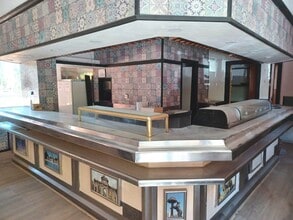 Retail in Madrid, Madrid to rent Interior Photo- Image 2 of 10