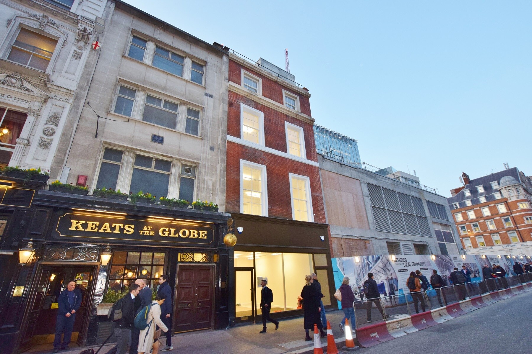 87 Moorgate, London for sale Primary Photo- Image 1 of 1