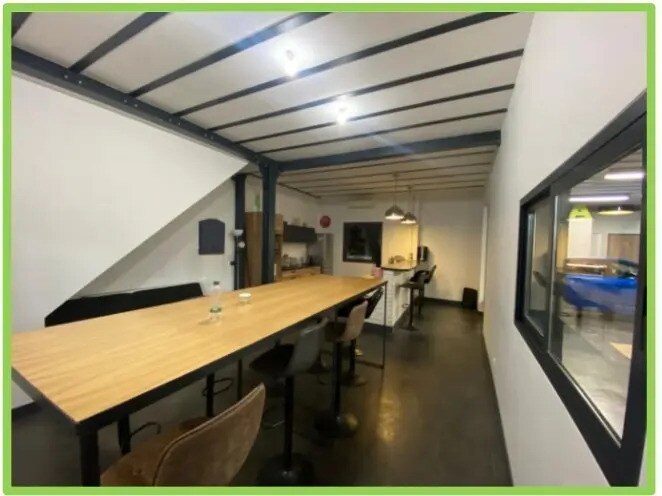 Light Industrial in Décines-Charpieu for sale - Interior Photo - Image 3 of 6