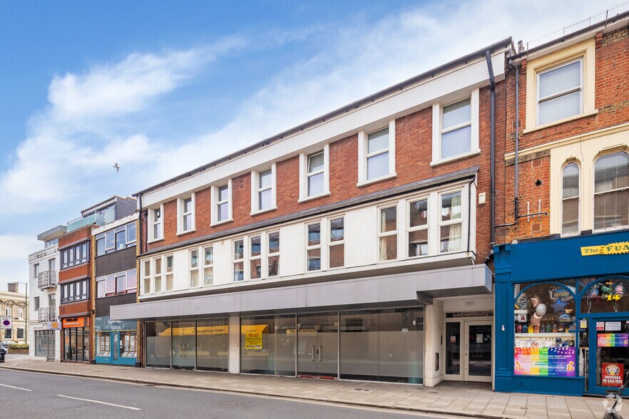 16-20 The Causeway, Teddington for rent - Primary Photo - Image 1 of 11