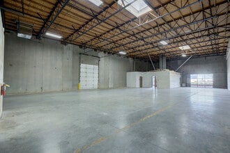 10281 Iron Rock Way, Elk Grove, CA to rent Interior Photo- Image 2 of 2