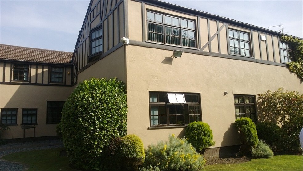 Hampton Rd, Southport for sale - Primary Photo - Image 1 of 1