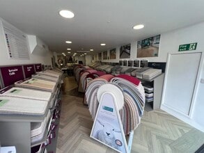 14 High St, Wimborne to rent Interior Photo- Image 1 of 10