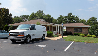 320 W Ransom St, Fuquay Varina, NC for rent Primary Photo- Image 1 of 9