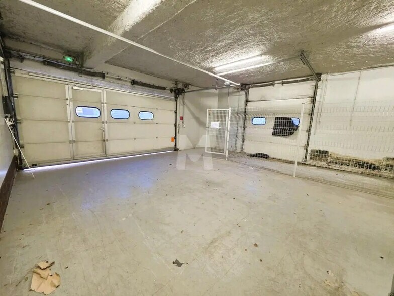 Office in Palaiseau for sale - Building Photo - Image 3 of 15