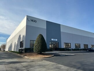 More details for 1430 West Pointe Dr, Charlotte, NC - Industrial to Rent