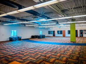 7725 98th St, Hickory Hills, IL to rent Building Photo- Image 1 of 2