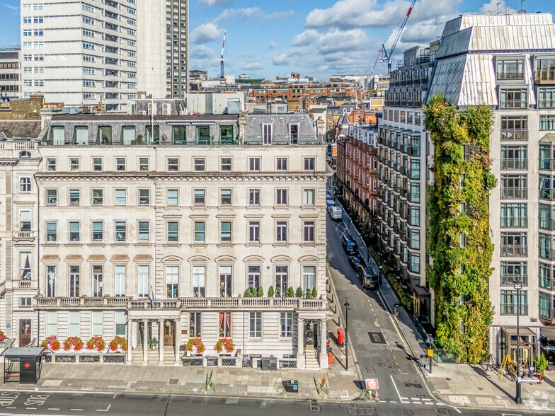 117 Piccadilly, London to rent - Aerial - Image 1 of 24
