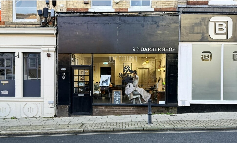 7 The Downs, Altrincham for sale - Primary Photo - Image 1 of 5