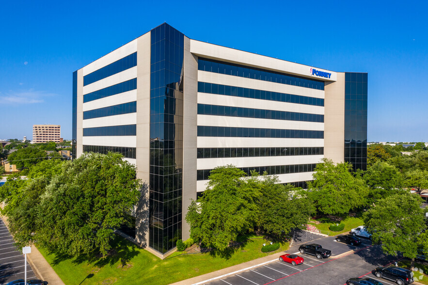 16479 Dallas Pky, Addison, TX for sale - Primary Photo - Image 1 of 13