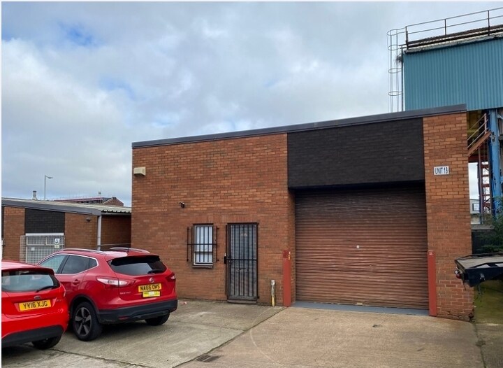 18 Graiseley Row, Wolverhampton, WV2 4HJ UK