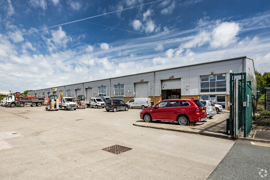 Coopers Ln, Liverpool for sale - Primary Photo - Image 1 of 1