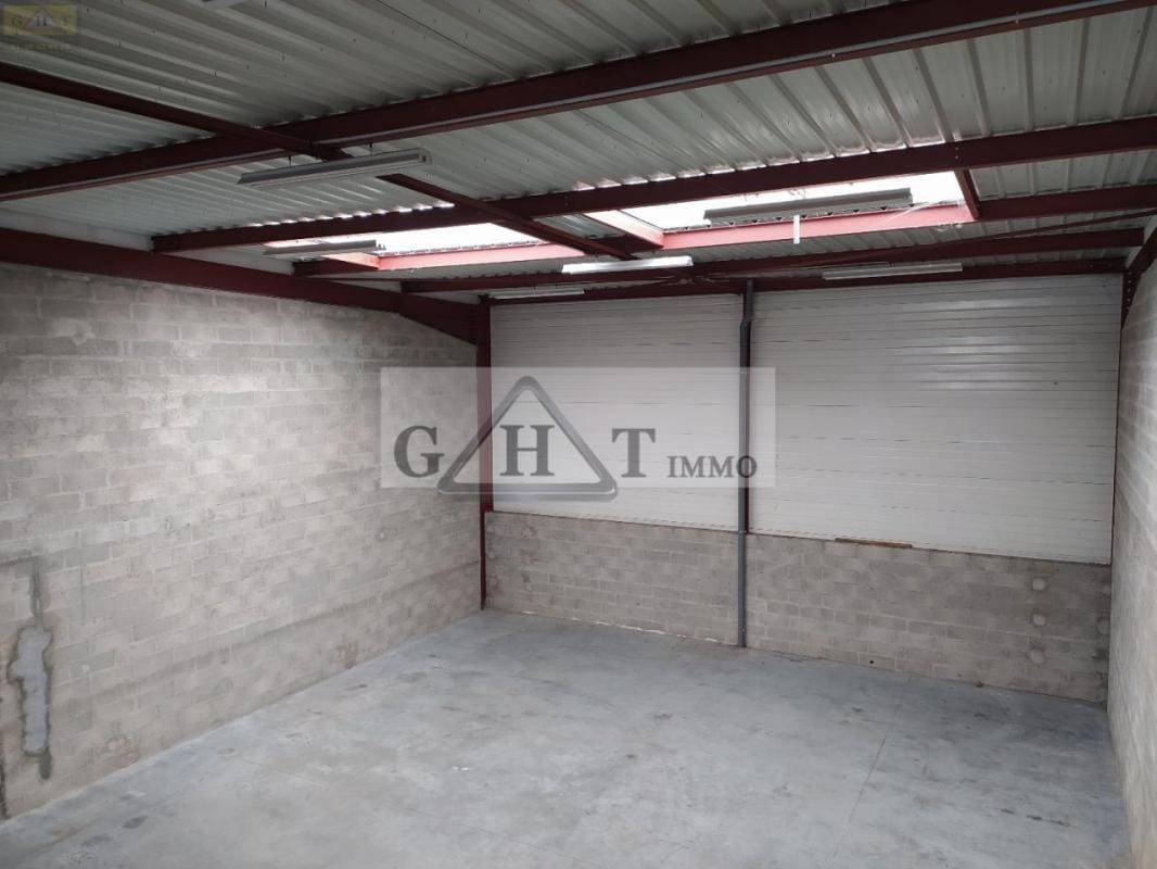Industrial in Thorigny-sur-Marne to rent Interior Photo- Image 1 of 3