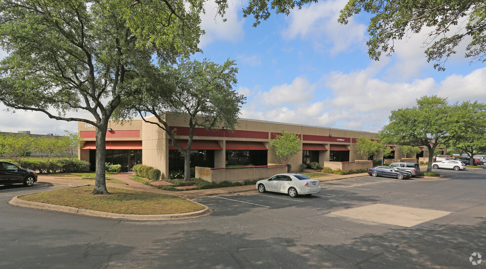 2305 Donley Dr, Austin, TX for rent - Building Photo - Image 1 of 12