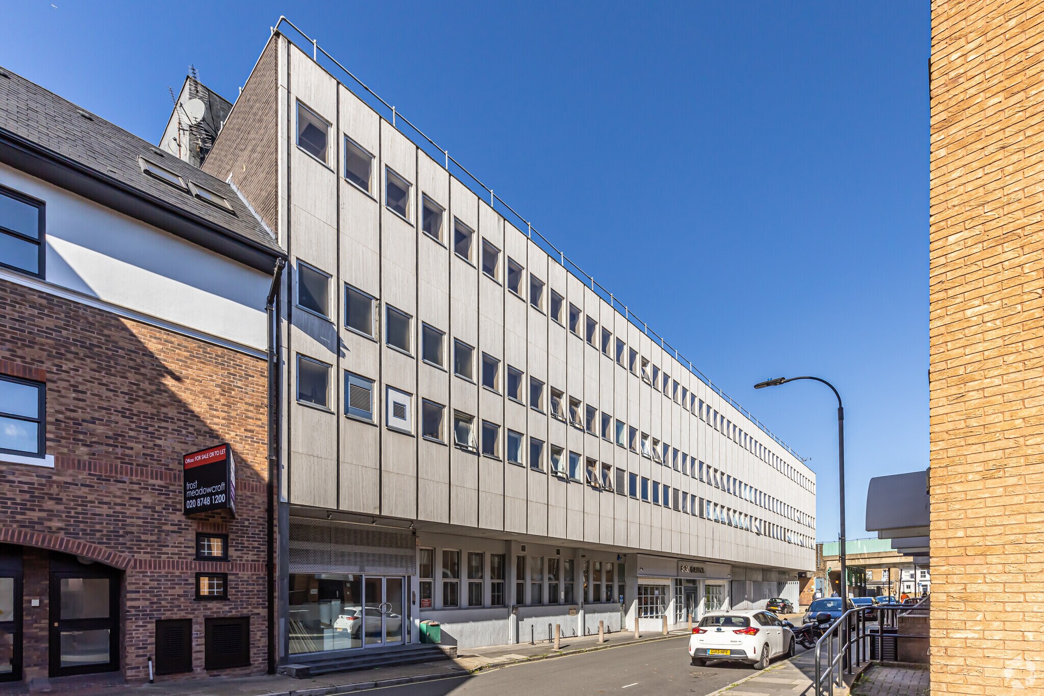 8-30 Galena Rd, London for sale Primary Photo- Image 1 of 1