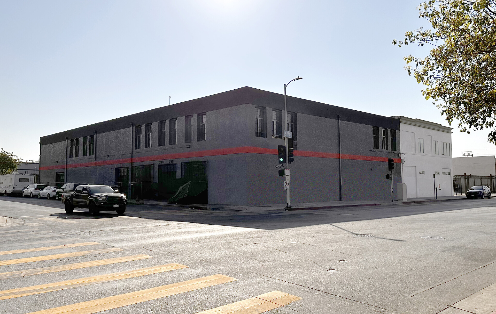 DTLA User or Development Opportunity portfolio of 2 properties for sale on LoopNet.co.uk Building Photo- Image 1 of 23