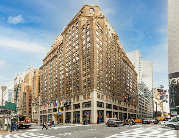 285 Madison Ave, New York, NY for rent - Building Photo - Image 1 of 7