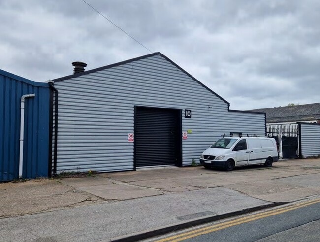 More details for 10 Strickland St, Hull - Industrial to Rent
