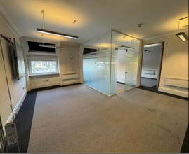 24 George Sq, Glasgow for rent Interior Photo- Image 1 of 4