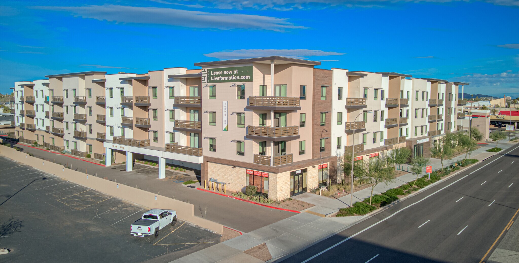 2040-2060 N Scottsdale Rd, Scottsdale, AZ to rent Building Photo- Image 1 of 3