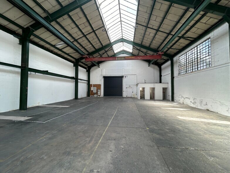 Robins Ln, Frome to rent - Building Photo - Image 3 of 3