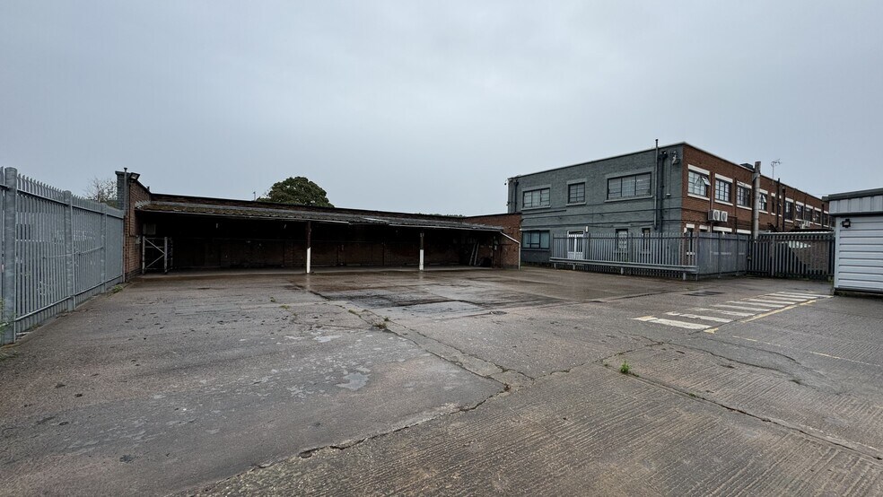 Stourport Rd, Kidderminster for rent - Building Photo - Image 3 of 5