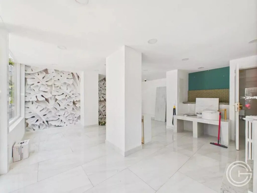 Location Commerce 111 m² - Photo 1