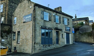 Spinners House Bachelor Ln, Leeds to rent Building Photo- Image 2 of 3