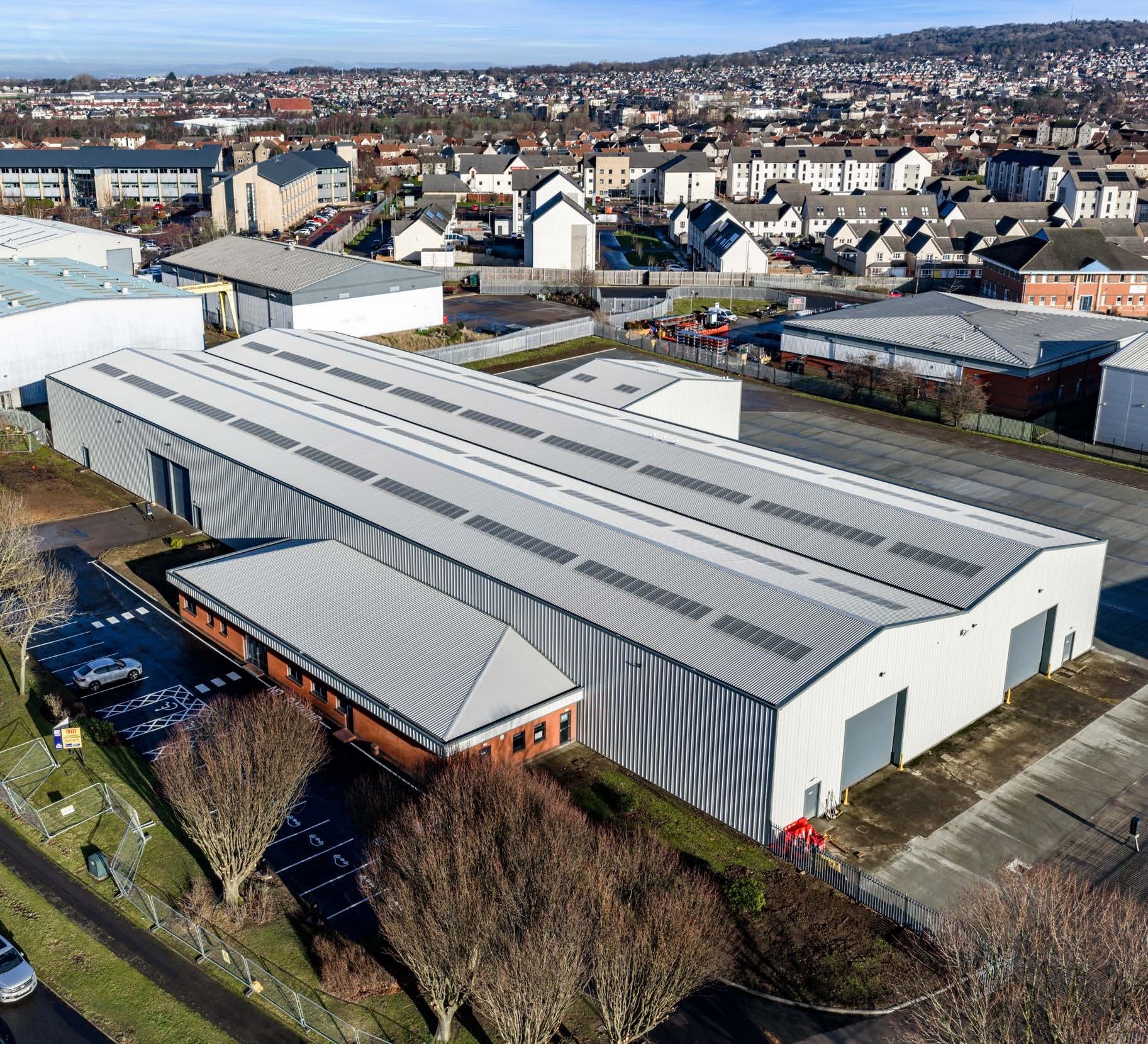 24 South Gyle Cres, Edinburgh to rent Building Photo- Image 1 of 5