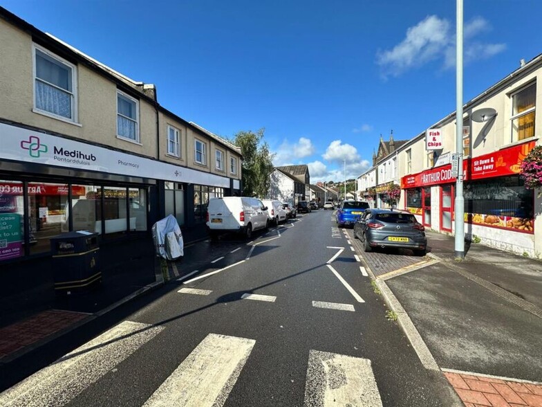 63-65 St. Teilo St, Pontarddulais for rent - Building Photo - Image 2 of 12