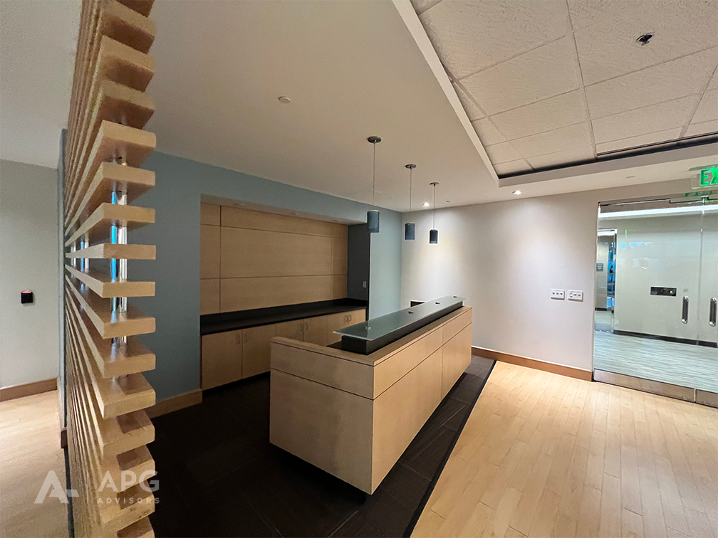 4825 Creekstone Dr, Durham, NC to rent Interior Photo- Image 1 of 6