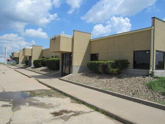 More details for 1809 S Hoover Rd, Wichita, KS - Office/Retail for Rent