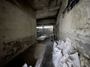 Retail in Le Kremlin-Bicêtre to rent Interior Photo- Image 2 of 7