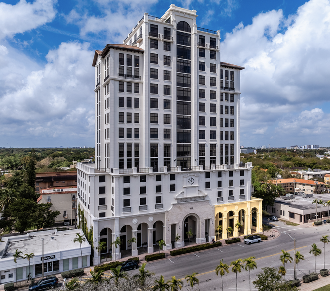 1200 Ponce De Leon Blvd, Coral Gables, FL for sale - Building Photo - Image 1 of 5