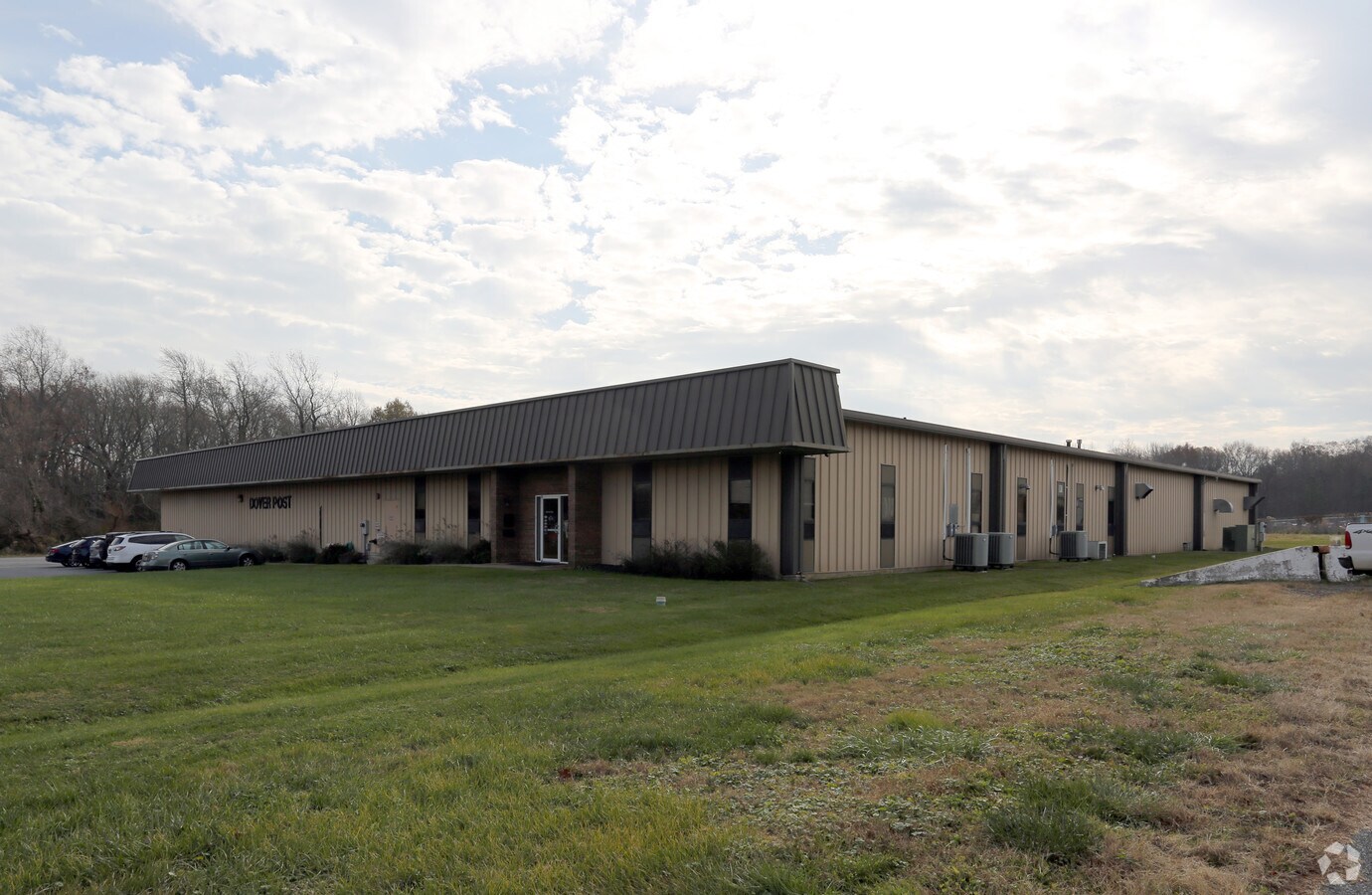 1196 S Little Creek Rd, Dover 19901 UK