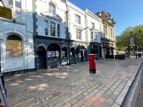4-8 Guildhall Walk, Portsmouth to rent Building Photo- Image 2 of 7
