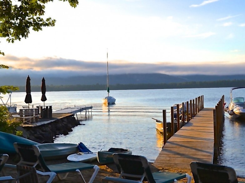 3842 Lake Shore Dr, Diamond Point 12824 UK