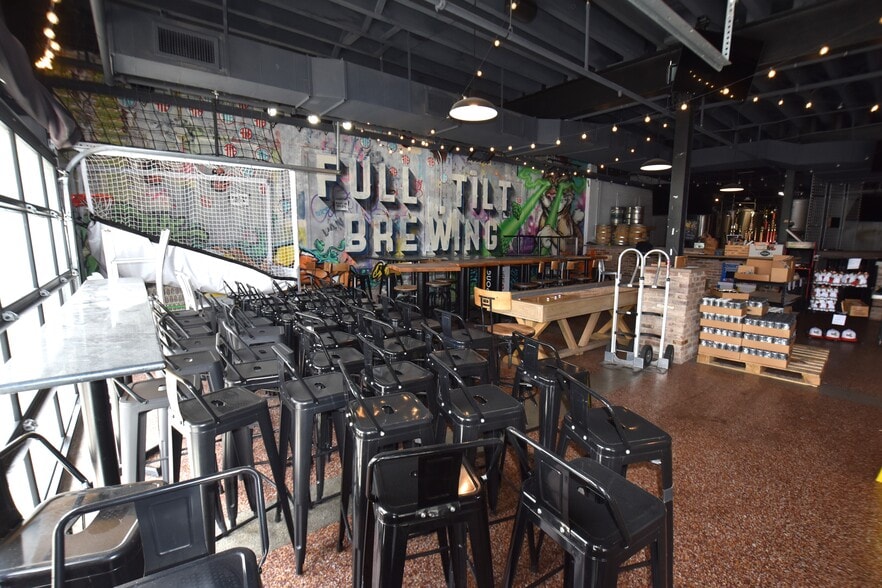 5604 York Rd, Baltimore, MD to rent - Building Photo - Image 3 of 16