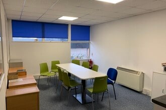 1-4 Manaton Ct, Exeter to rent Interior Photo- Image 1 of 2