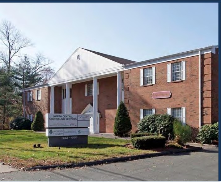 693 Bloomfield Ave, Bloomfield, CT for rent - Building Photo - Image 1 of 15