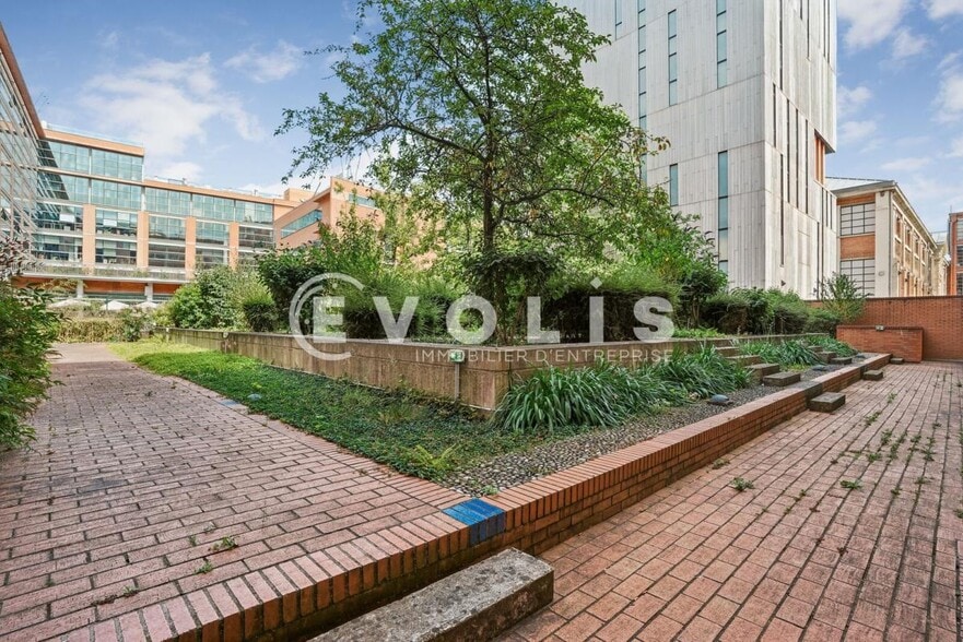 23 Rue Raspail, Ivry-sur-Seine for sale - Building Photo - Image 2 of 14