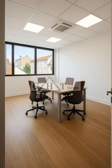 Office in Ivry-sur-Seine to rent - Interior Photo - Image 3 of 3