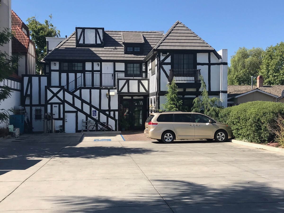 1635 Mission Dr, Solvang 93463