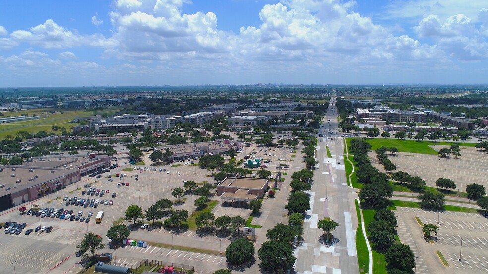 2012 Midway Rd, Plano, TX for sale - Building Photo - Image 3 of 8