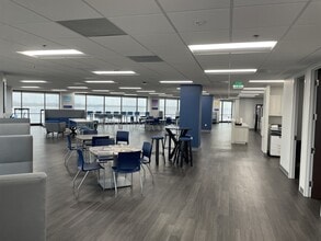 7650 W Courtney Campbell Cswy, Tampa, FL to rent Interior Photo- Image 1 of 10