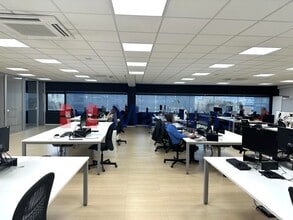 Industrial in Girona, Gerona to rent Interior Photo- Image 2 of 11