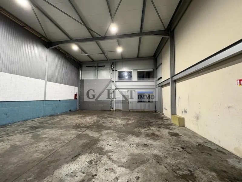 Industrial in Sainte-Geneviève-des-Bois to rent Interior Photo- Image 1 of 5