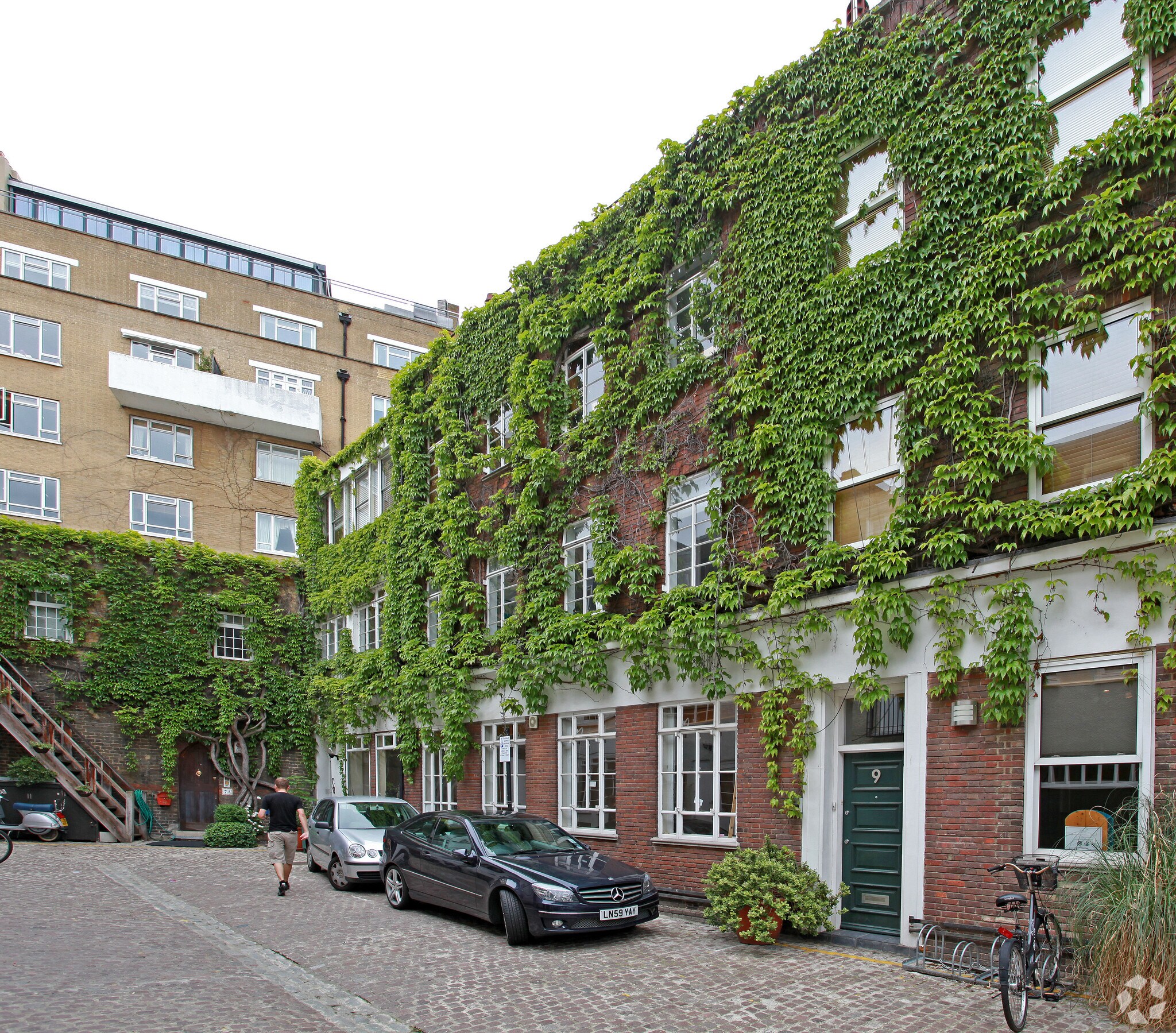 5-10 Kendrick Mews, London for sale Primary Photo- Image 1 of 1