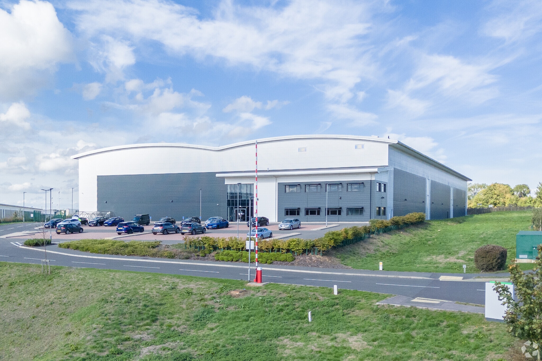 250 Farthingstone Rd, Northampton for sale Primary Photo- Image 1 of 1